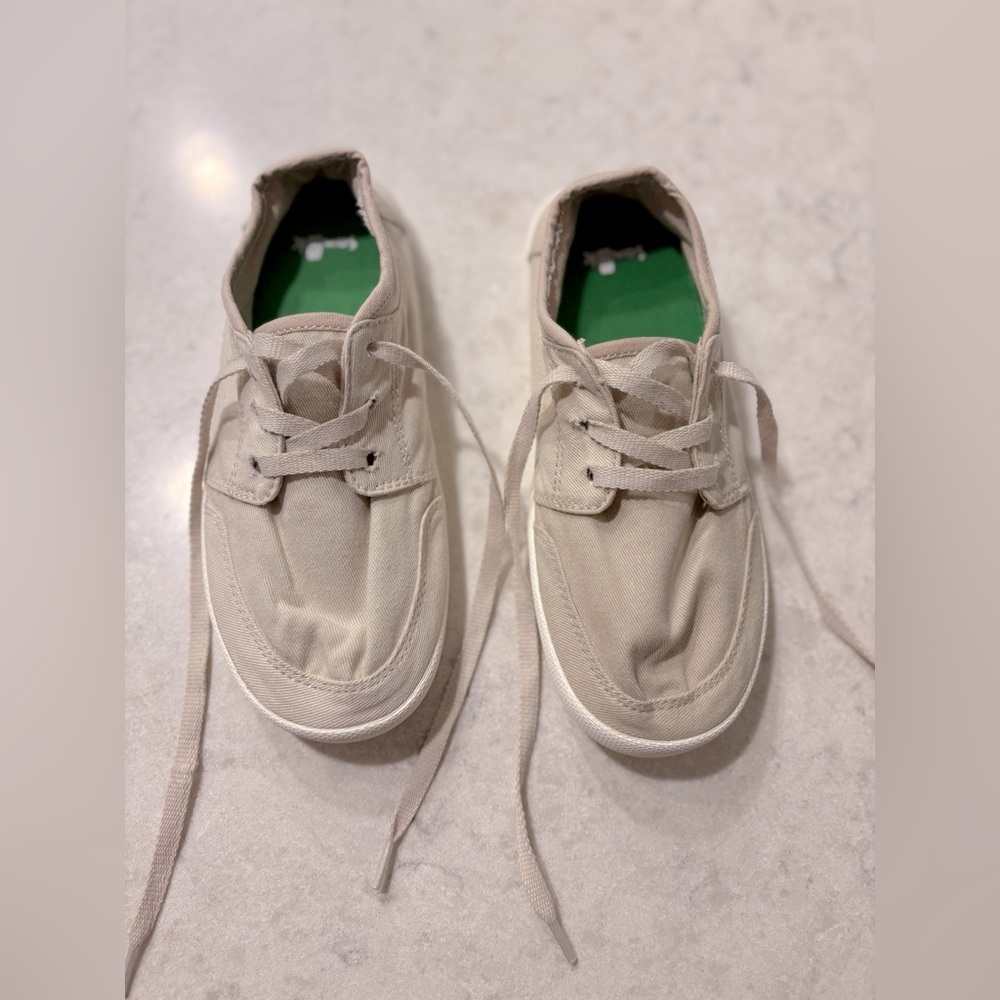 Beige Canvas Sanuk Kids Size 2